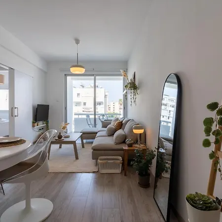 דירה Hermes 2-bedroom In לרנקה