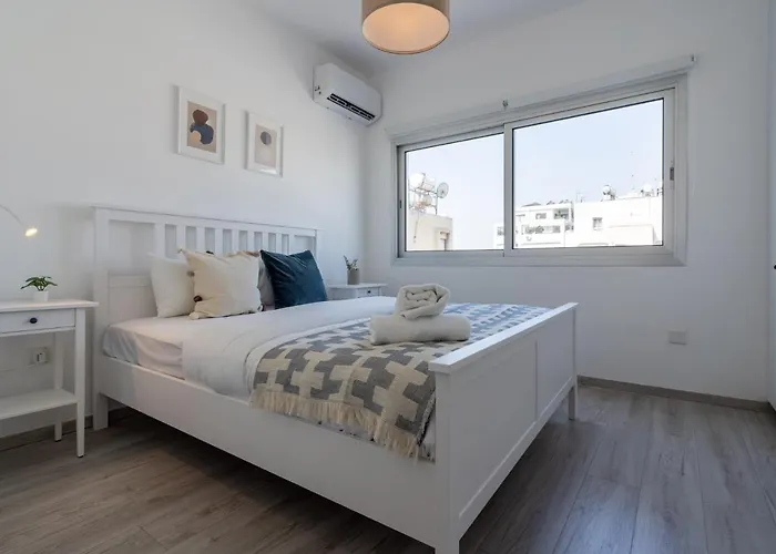 Hermes 2-bedroom In Апартаменти *