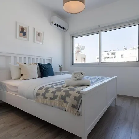 Hermes 2-bedroom In Апартаменты *